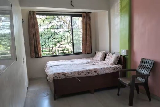 Spacious room (Salona Guesthouse Charkop)