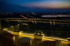Top Floor 43 River View Stay At Supernova Noida, Noida