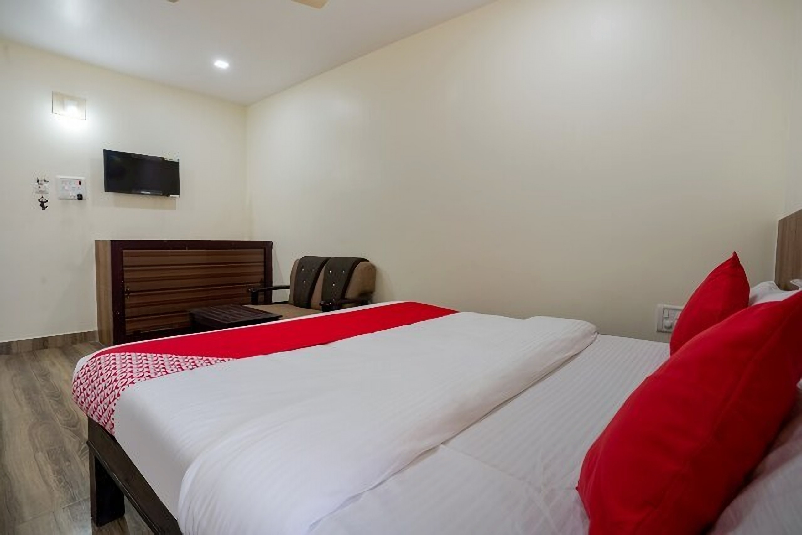 New-Satyam Residency - Tap to explore photos
