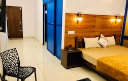 Premium AC Rooms