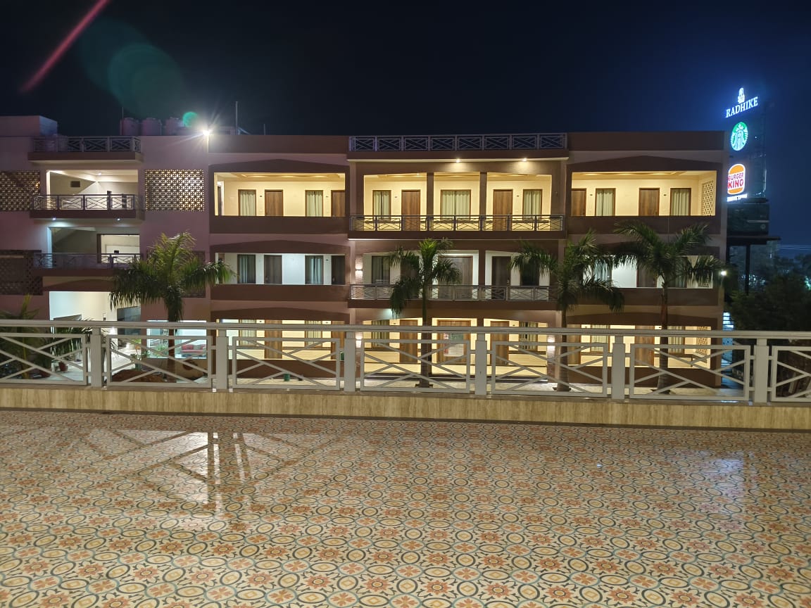 Rani palace - Tap to explore photos