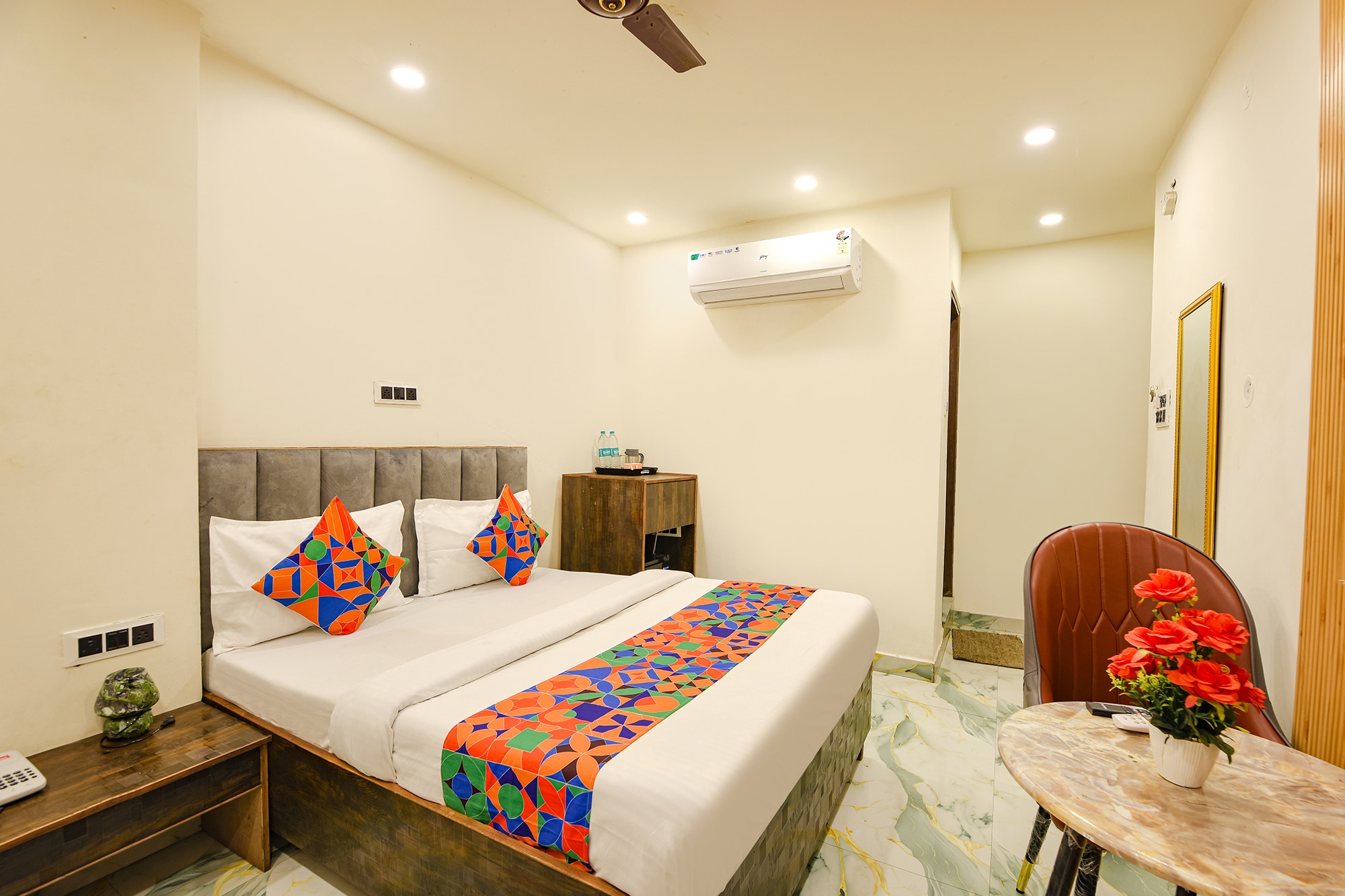 FabHotel Blue Bell - Nr. New Delhi Railway Station - Tap to explore photos