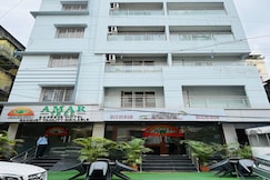 Amar Tree Express Hotel, Kolkata