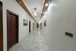 POP 84875F Hotel Shreeda, Greater Noida