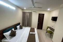 Cozy stay Hotel, Noida