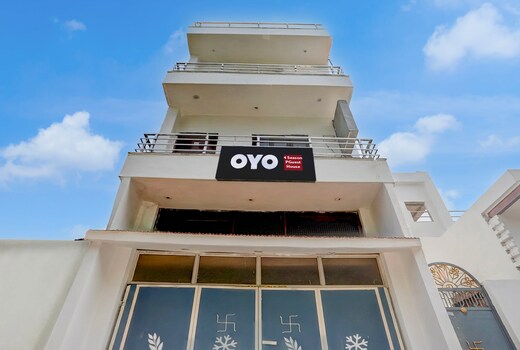 Hotel O FOUR SEASONS P. GUEST HOUSE