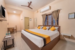Itsy Hotels Everest Grand, Coimbatore