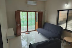 Shri Ravi Nivas., Hyderabad