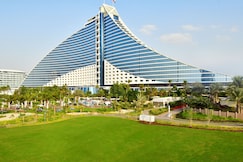 Jumeirah Beach Hotel Dubai, Dubai