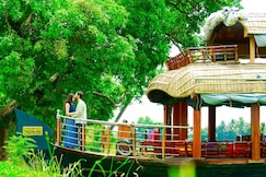 India Vacationz Houseboat, Alleppey