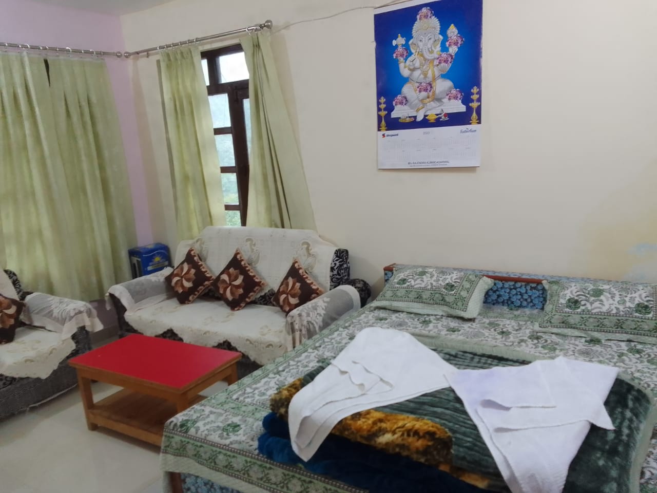 Pulna Homestay - Tap to explore photos