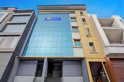FabHotel Red Apple II, Delhi