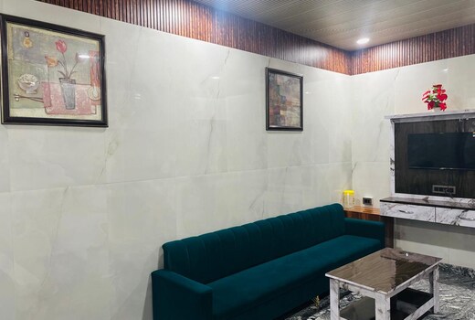 HOTEL SHOURYA