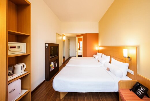 Ibis Singapore Novena Singapore Price Address Reviews