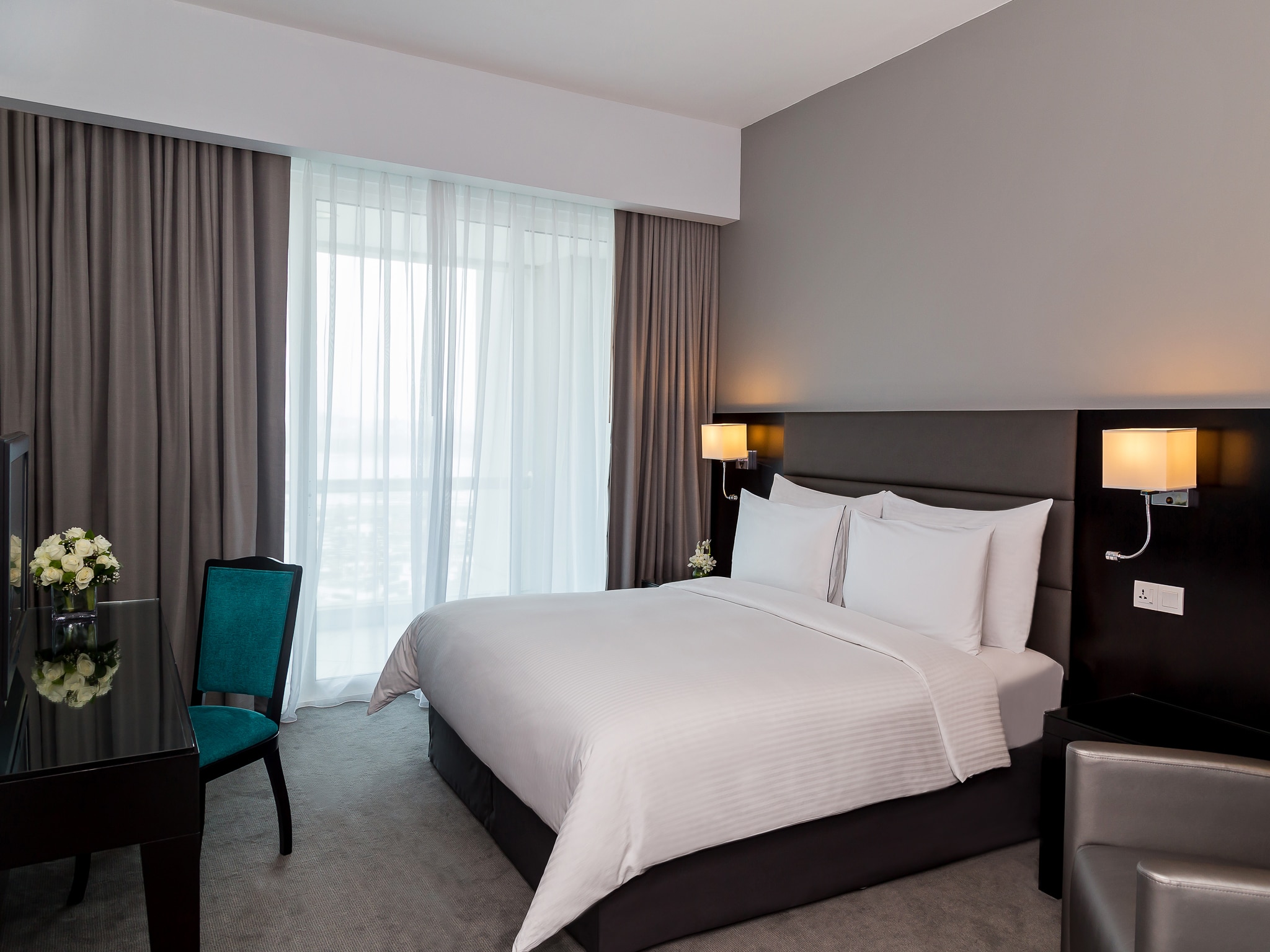 Flora Creek Deluxe Hotel Apartments Deira, Dubai Apartment Price