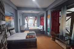 Flavors Nest, Darjeeling