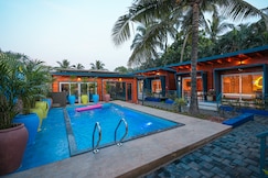 Oyster Bay Beach Resort, Goa