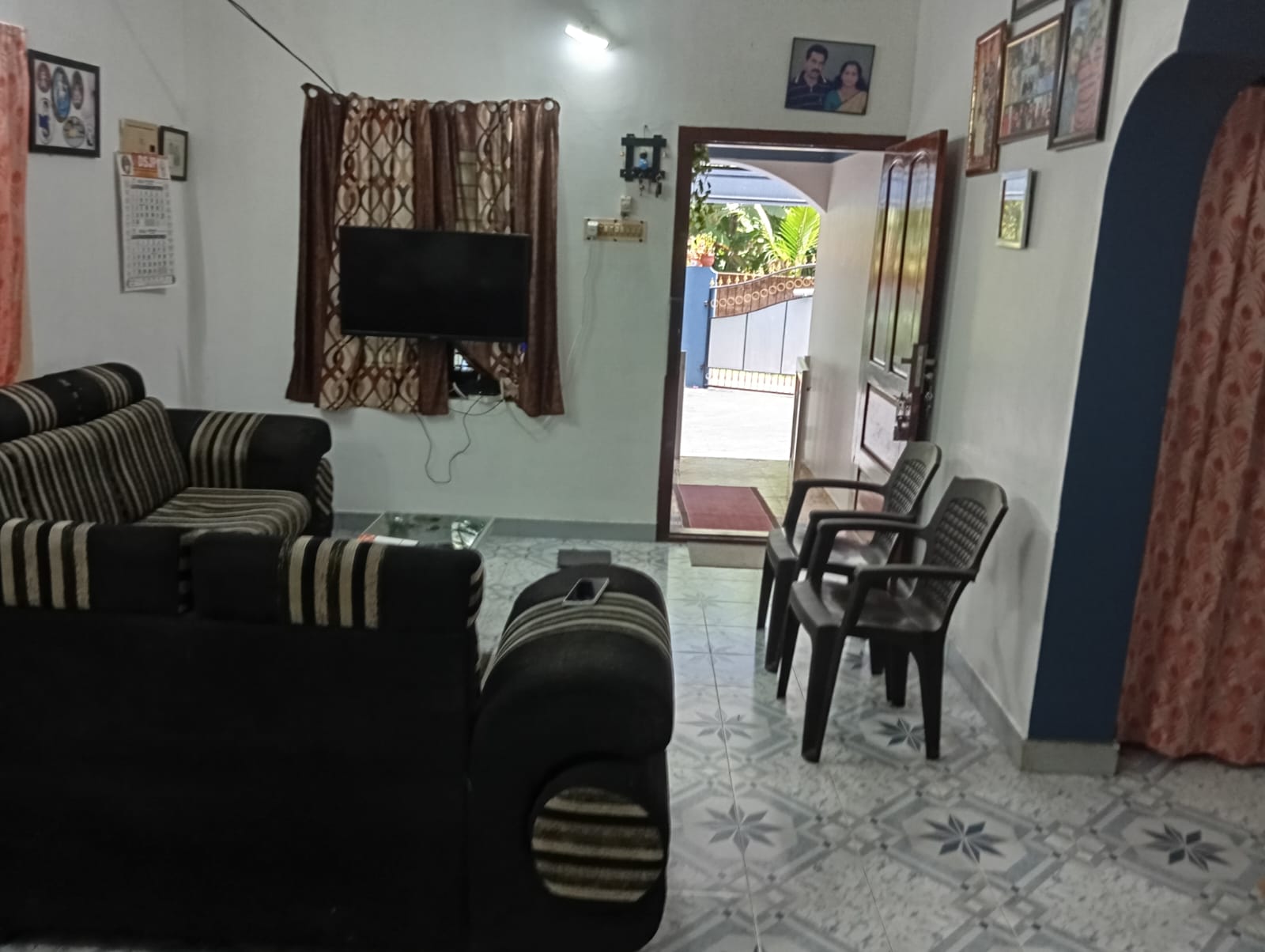 MANIPREETHAM HOMESTAY - Tap to explore photos