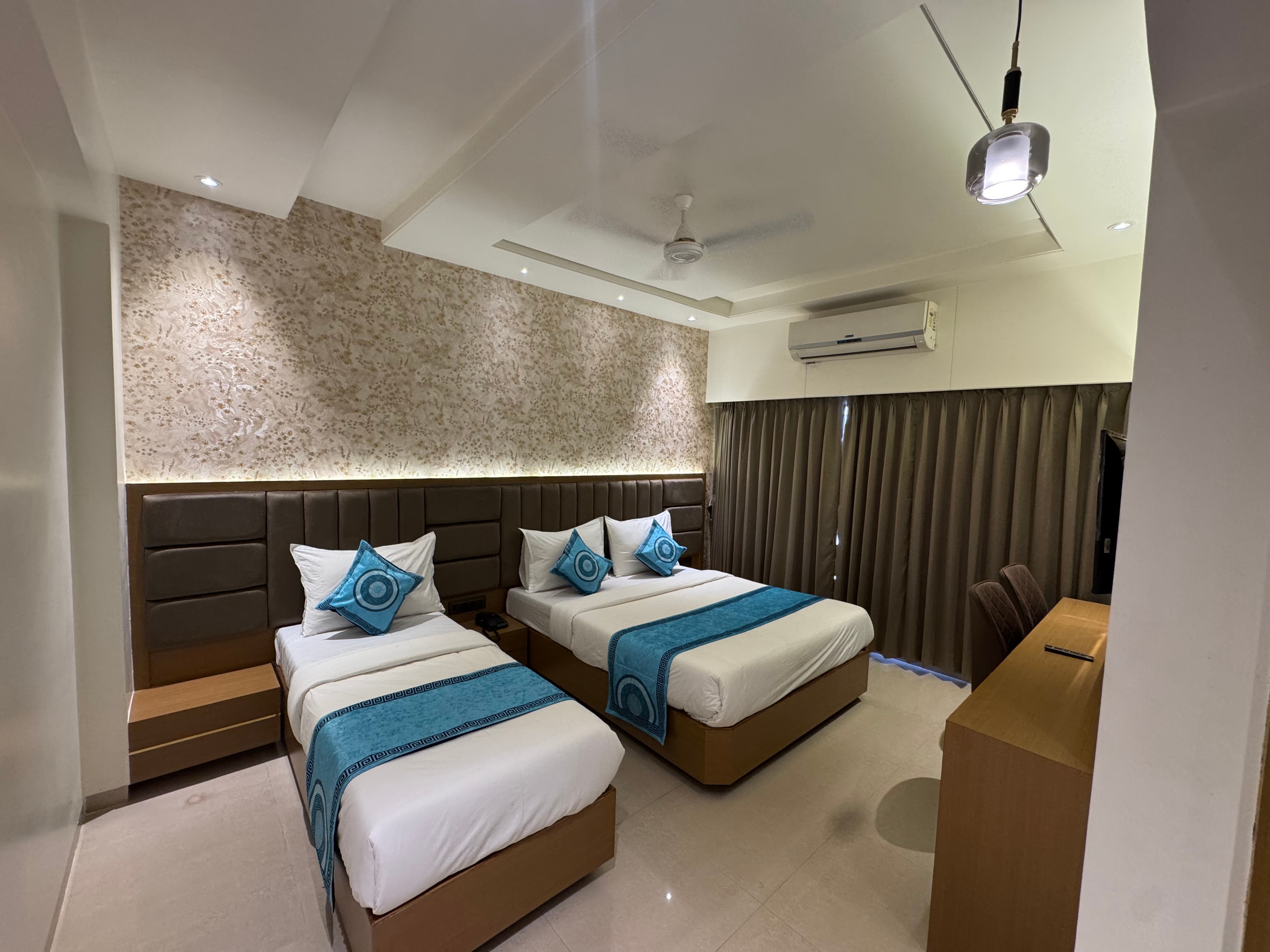 Premium Room 1