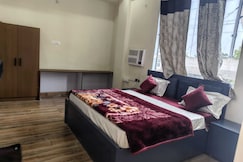 Hotel O Sapphire Grand, Lucknow