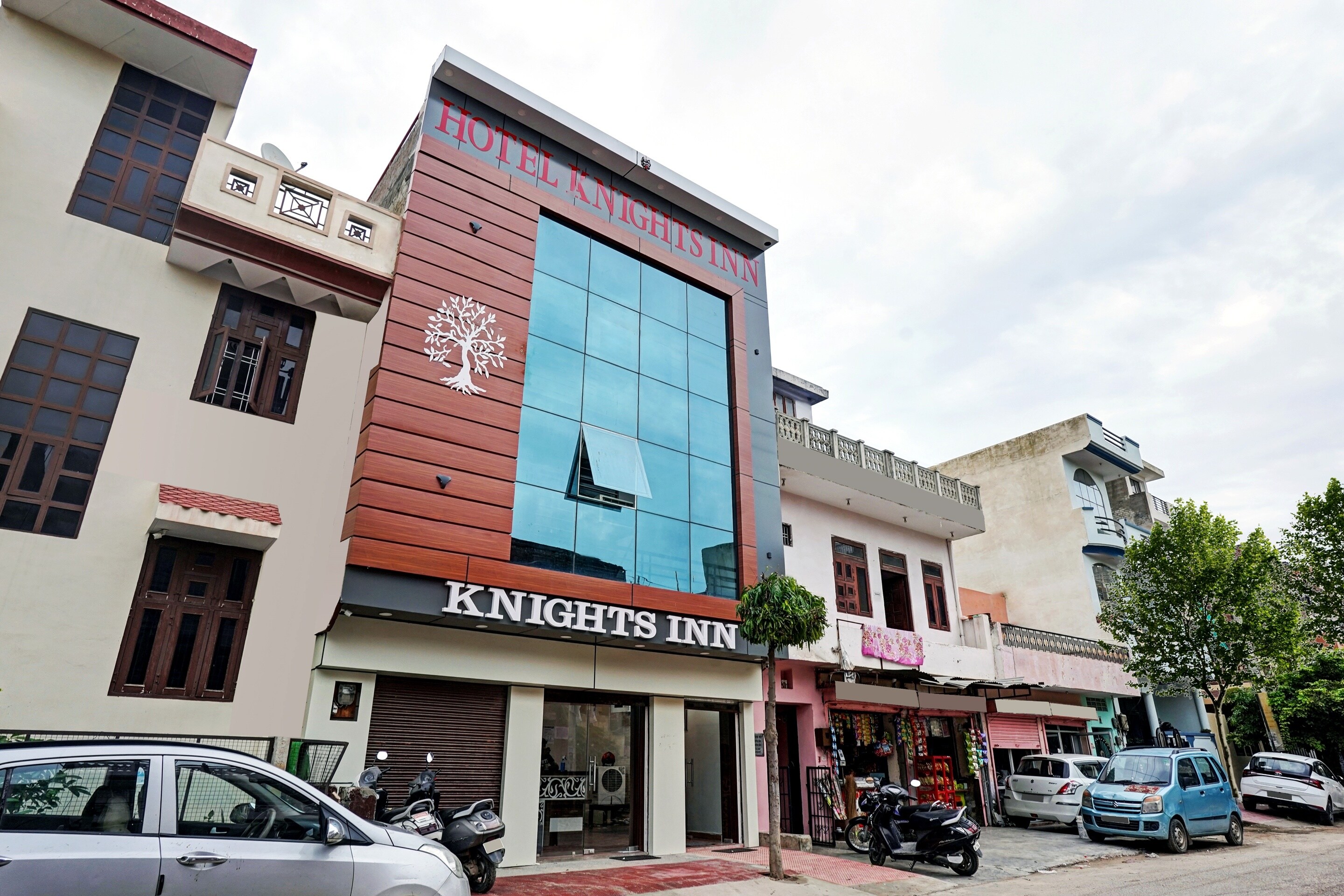 Hotel O Knights Inn - Tap to explore photos