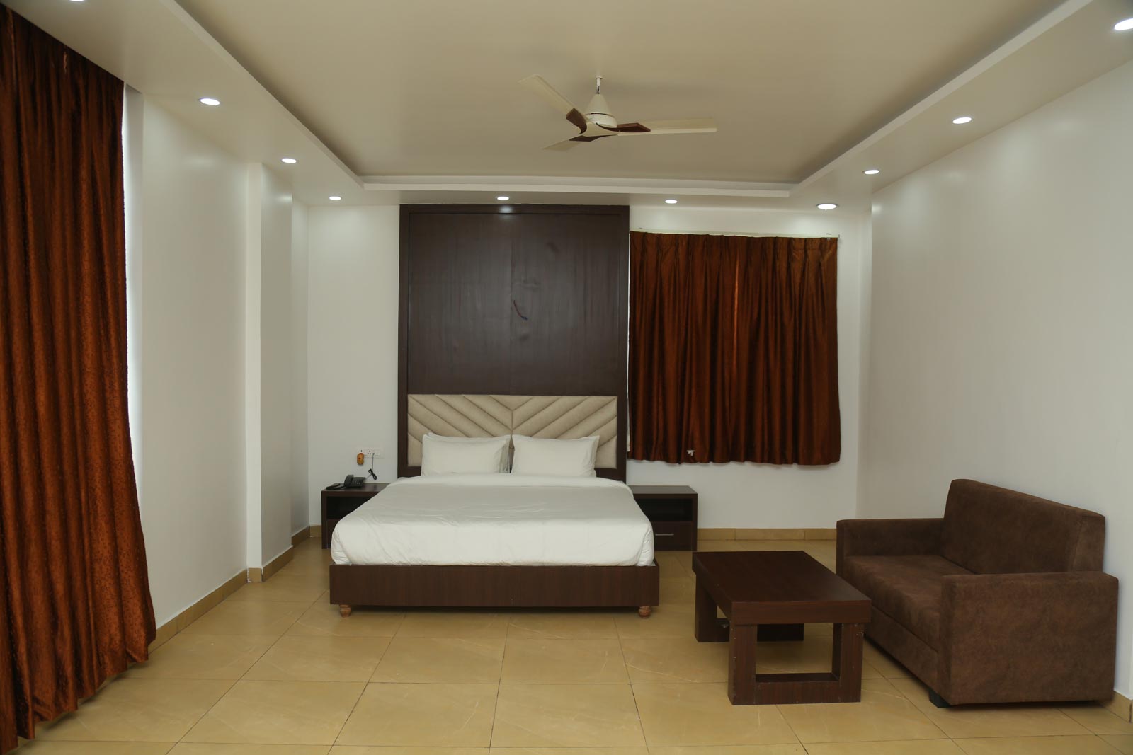 Photos of Tathastu Hotels & Banquet Hall Hotel in Begusarai