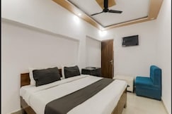 Hotel Diamond Dandaiya Stay Inn, Lucknow