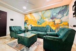 Cozy Corner By The Blubell, Guwahati