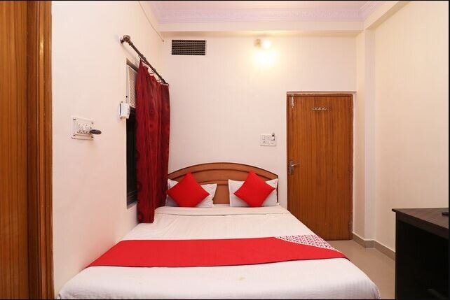 Hotel Gayatri Residency - Tap to explore photos
