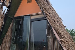 Sea Touch Beach Resort Harihareshwar, Shrivardhan