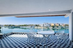 Moti Mahal Lakeview Pichola, Udaipur