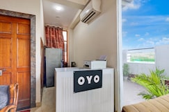 Hotel O The Grand Luxury, Noida