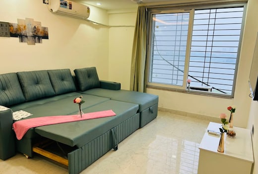 Lake View 2BHK Powai Near IIT & JVLR