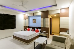 Hotel Kunwer Palace, Jhansi