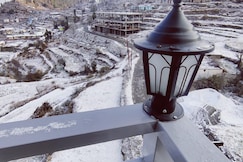 Amadeus Homestayy, Kanatal