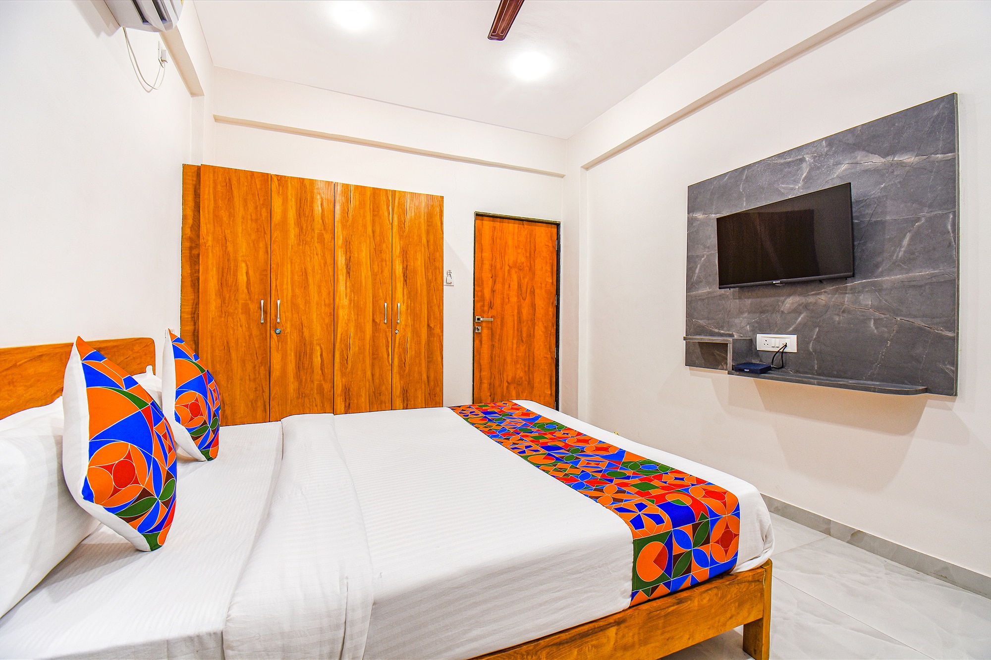 FabHotel Prime Esta Inn - Nr. Twin Tower, Viman Nagar - Tap to explore photos