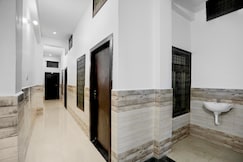 SPOT ON by OYO Hardik Palace, Gorakhpur