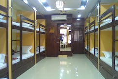 Good Night Rest House (dormitory)- A.C. , Bhavnagar