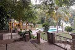 Misriote Farm Stay | Rooms & Caretaker, Halol