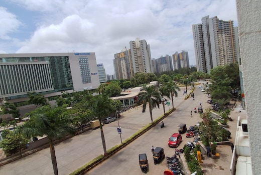 1BHK Entre Apart In Blue Ridge