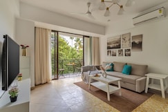 tisyastays | New House 1BHK Apartment with Infinity Pool, 5mins to beach, Goa
