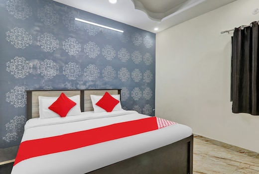 Super OYO 808788 Hotel The Silver Tree