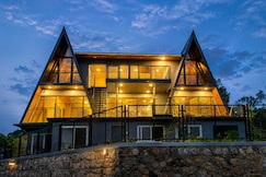Aara Villa, Wai