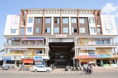 Hotel city palace, Amreli