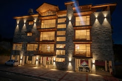 Apurwa River View Resort, Kullu