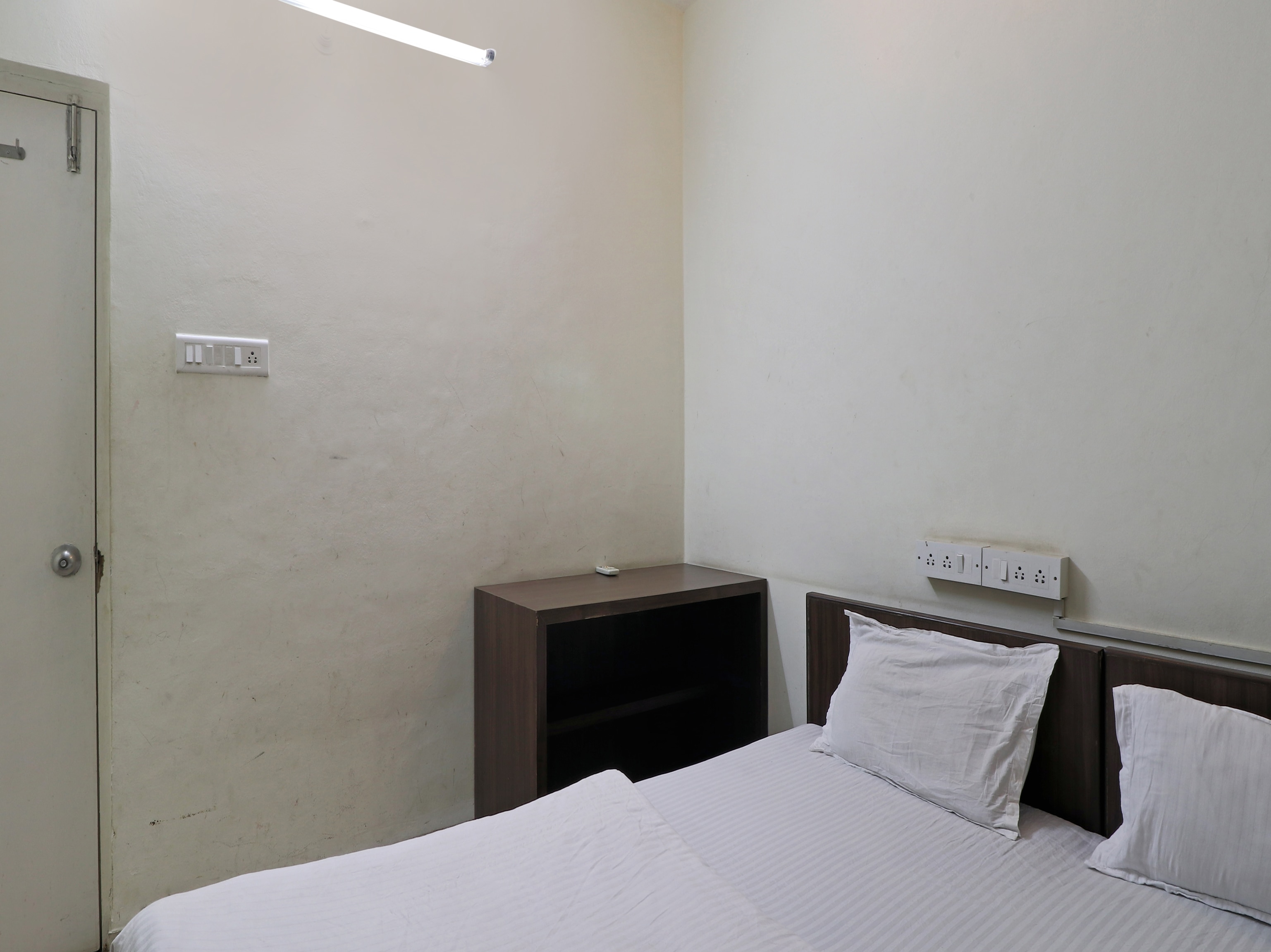 Amigo Hospitality Services,Aundh - Tap to explore photos