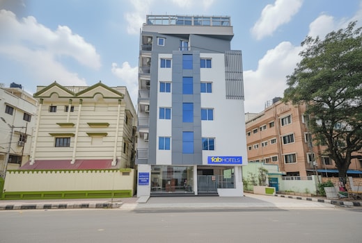 FabHotel Crystal Suites - Near Marathahalli Junction