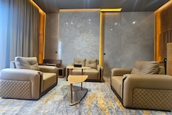Ramada Encore Kochi Kalamassery, Cochin