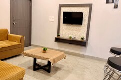 Lavender Living Comforts Stay, Indore
