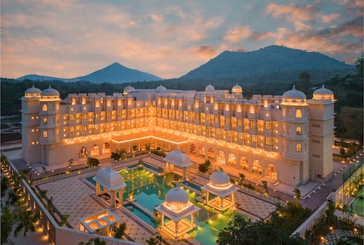 Wyndham Grand Udaipur Fatehsagar Lake